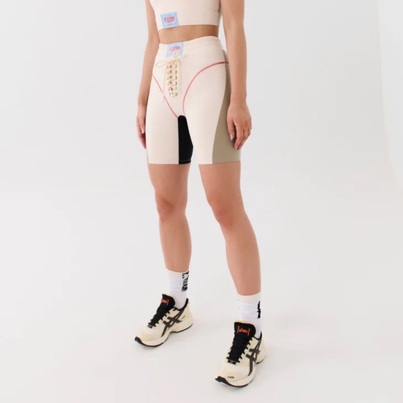 PE NATION UNDEFEATED BIKE SHORT IN PEARLED IVORY XS - Picture 3 of 7